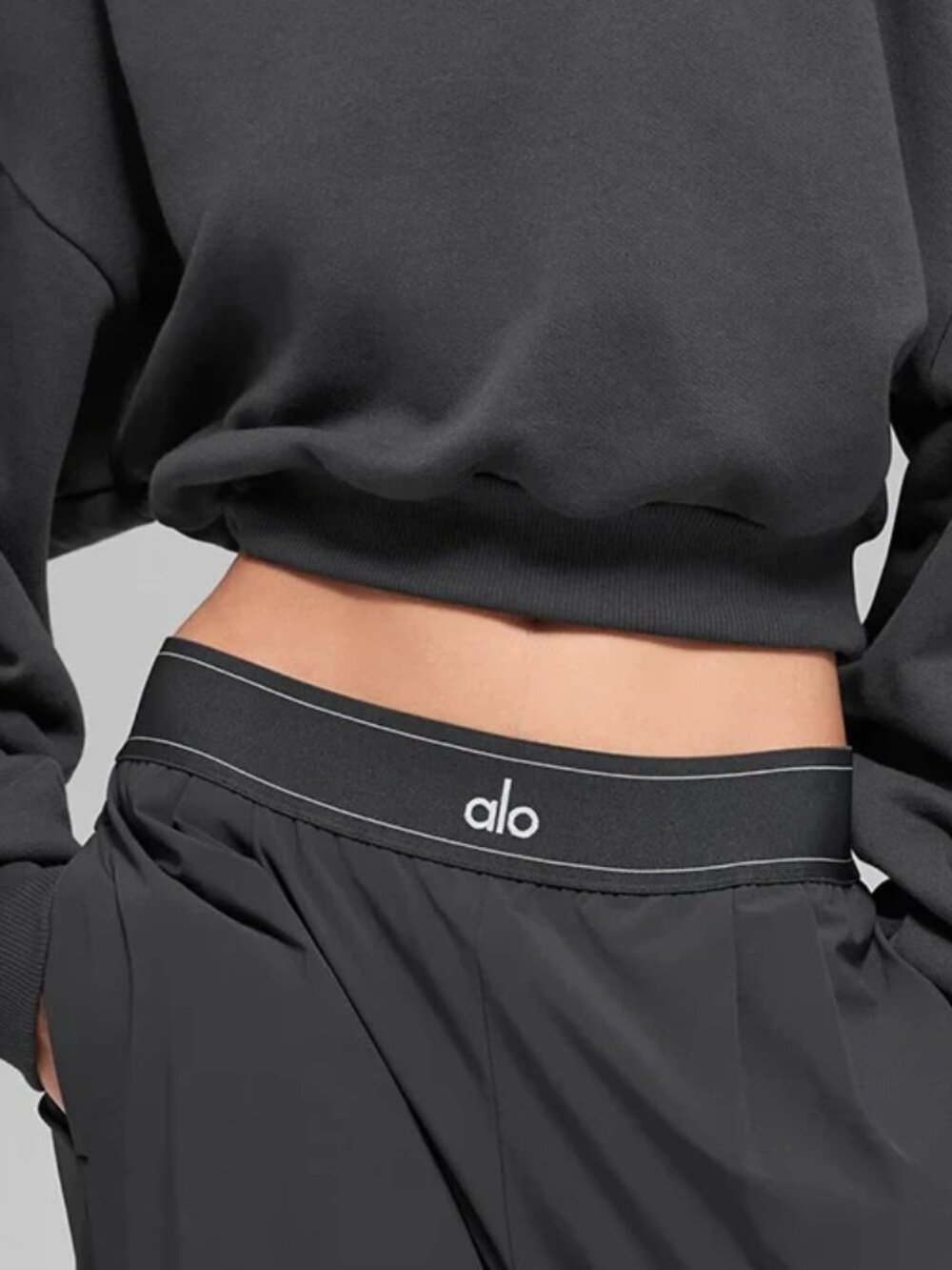 🧚‍♂️NWT ALO Yoga Suit Up Trouser Dark Grey (Regular) 🧈 Wide Leg 30” Inseam - Picture 7 of 9